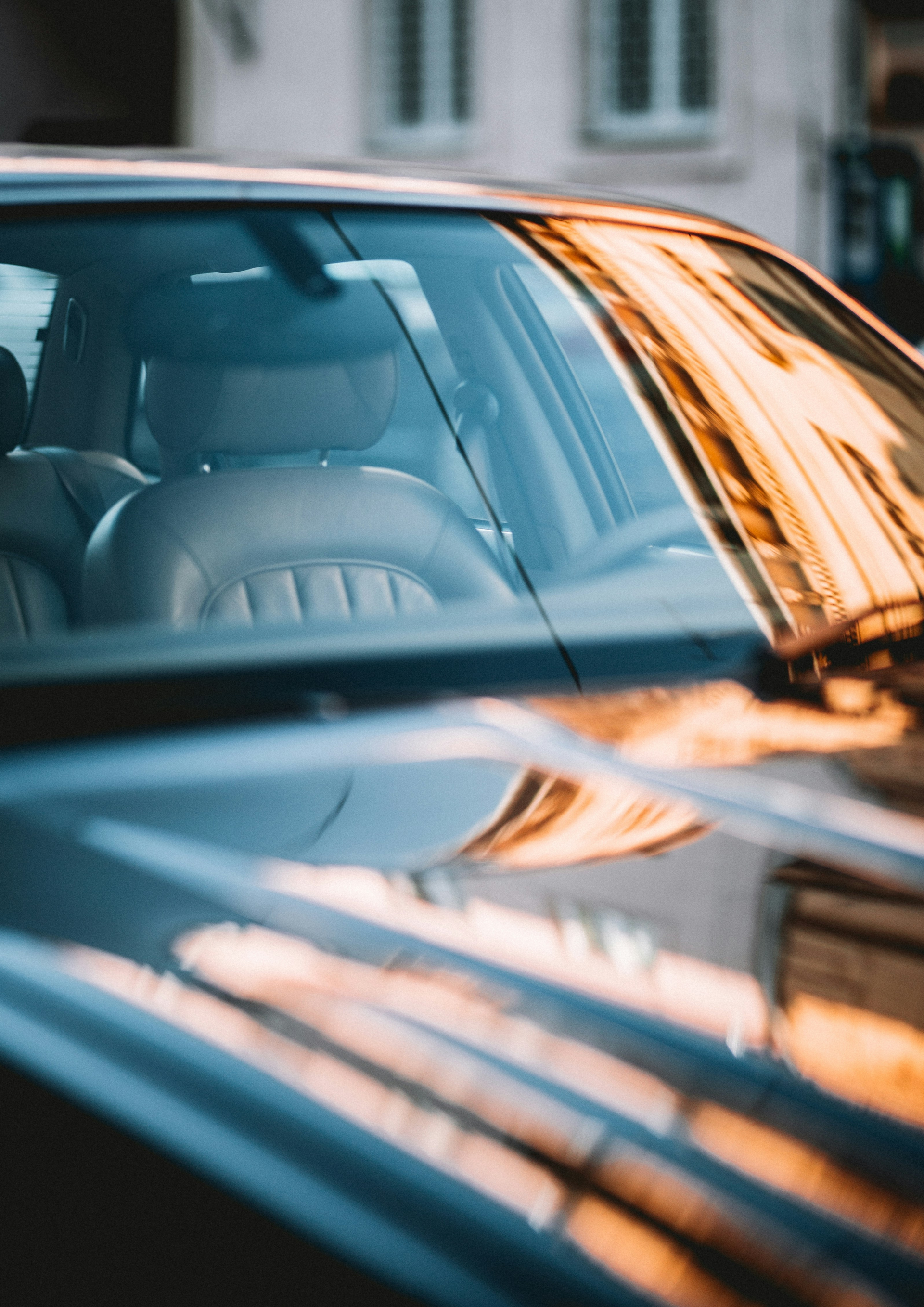Entretien de la peinture selon les saisons : votre calendrier d’entretien automobile pour le printemps, l’été, l’automne et l’hiver