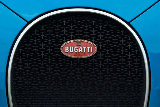 Bugatti x SWISSVAX Car Care Collection: Perfección en Cuidado y Rendimiento