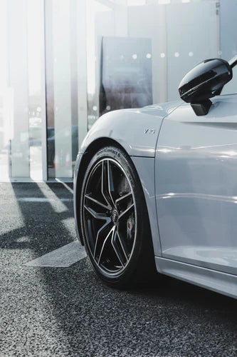 Brillance et Protection pour Votre Audi – Nettoyage, Polissage et Entretien